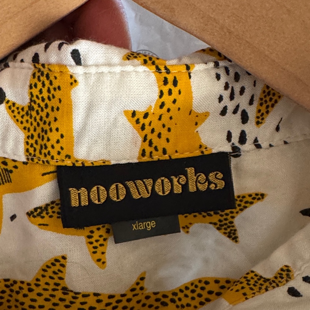 Nooworks Hard to Find Joyce Button Down Shirt - Yellow Sharks on White. Sz XL - Picture 9 of 9